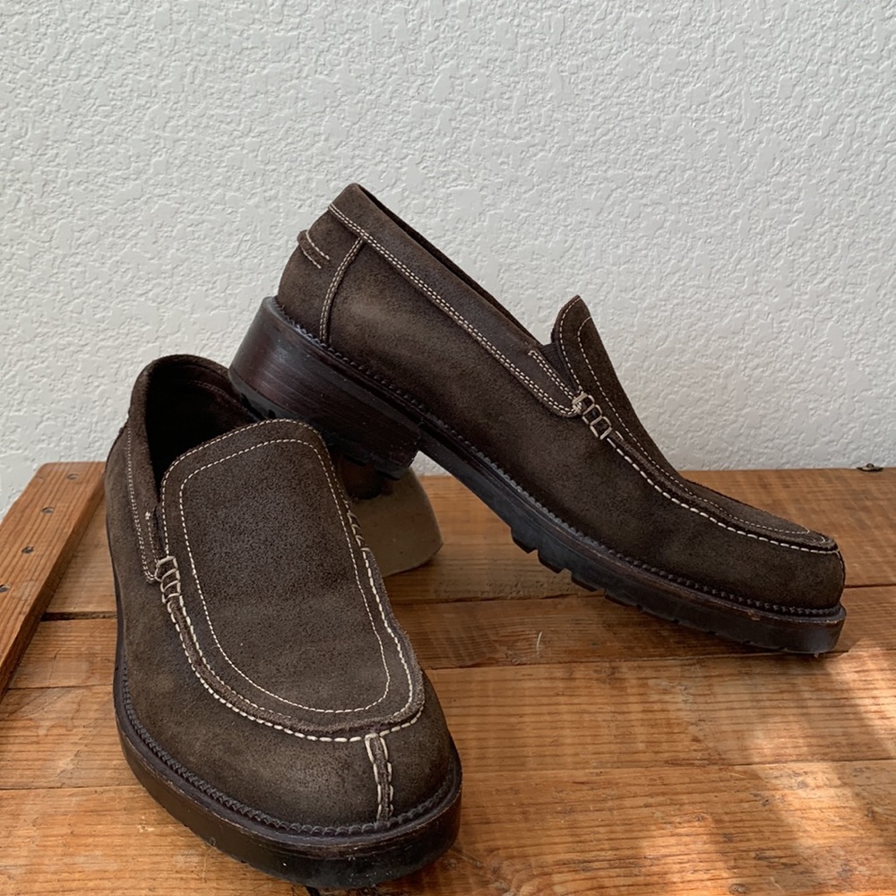 Donald J. Pliner chocolate suede brown cream contrast slip-ons sz 7.5 Classic